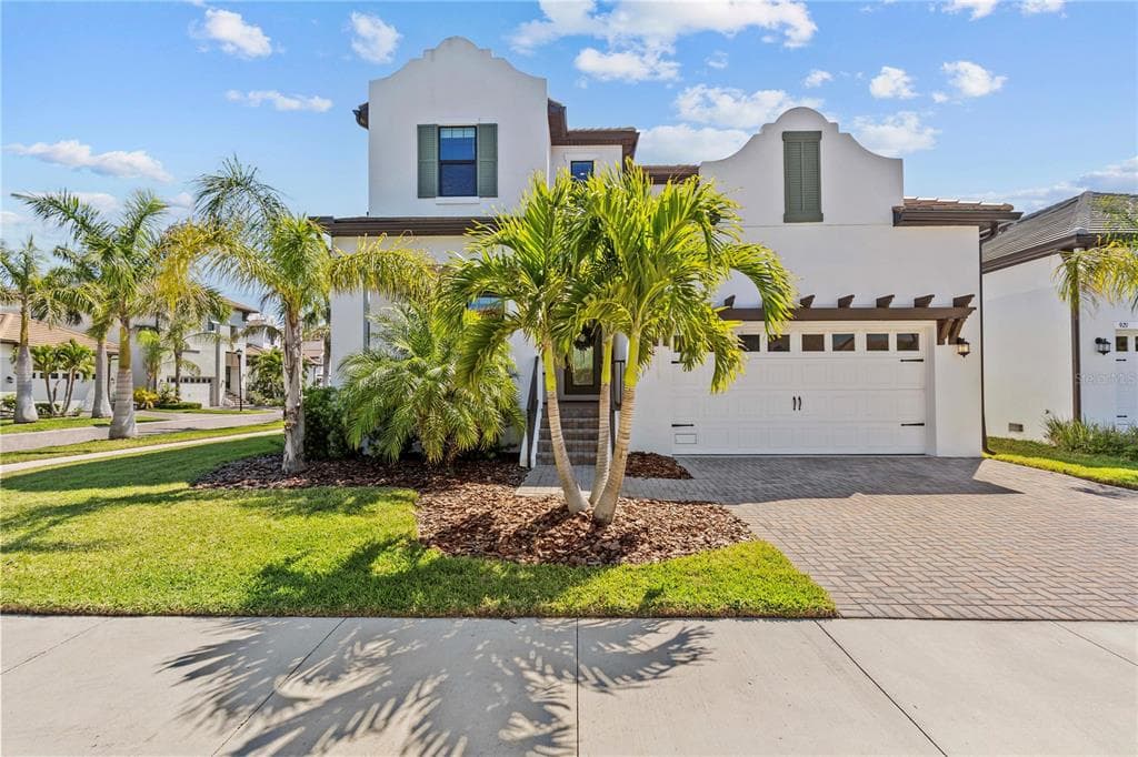 923 SEAGRAPE DRIVE RUSKIN, FL 33570