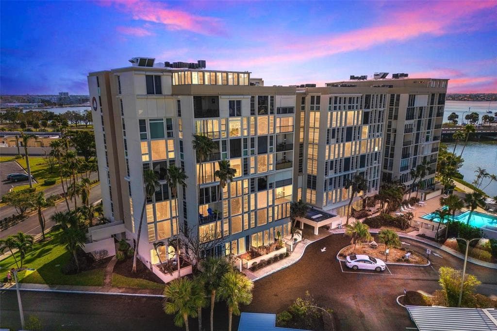 7400 SUN ISLAND DRIVE S UNIT 411 SOUTH PASADENA, FL 33707