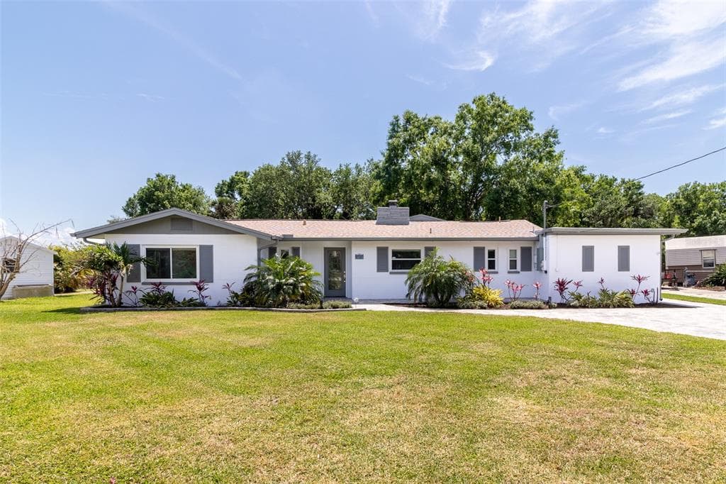 5101 VINSON DRIVE