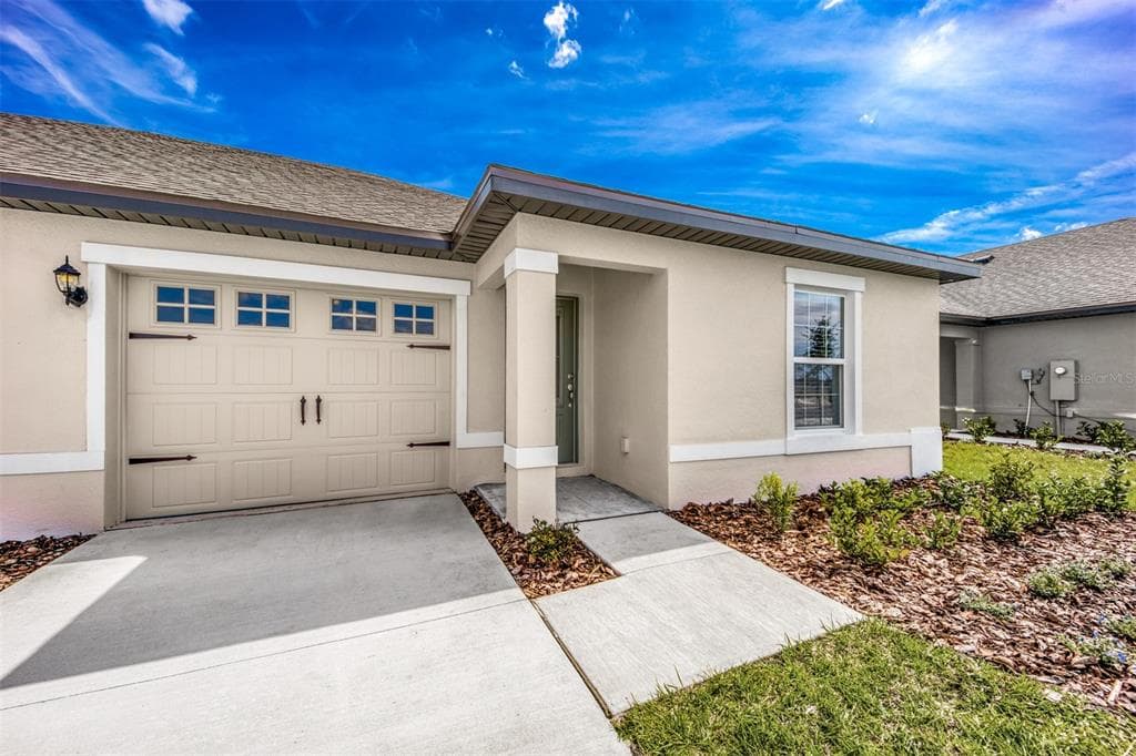 3223 SEVILLE STREET LAKE ALFRED, FL 33850