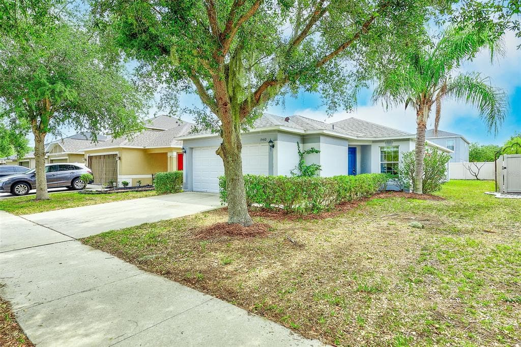 15410 QUAIL WOODS PLACE RUSKIN, FL 33573
