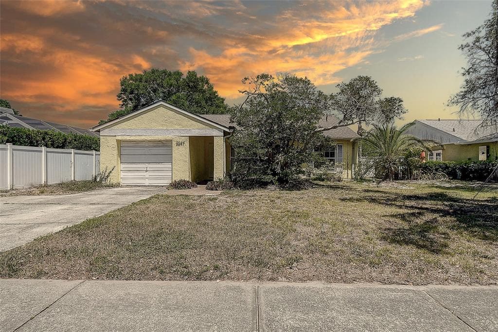 3647 LAKE ST GEORGE DRIVE PALM HARBOR, FL 34684