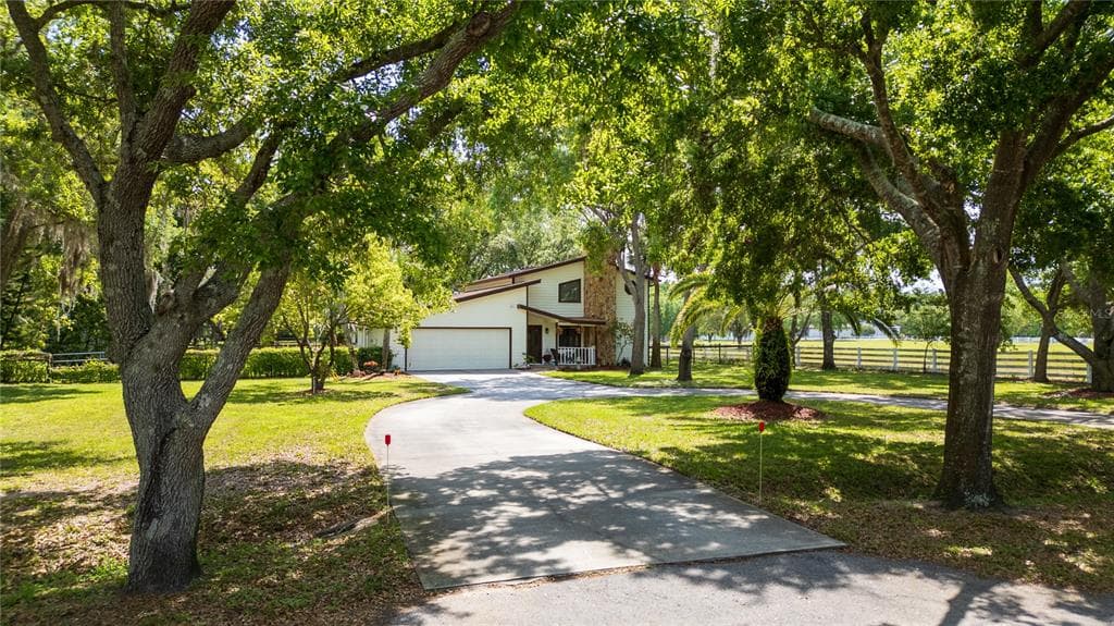 1691 RIDGE TOP DRIVE TARPON SPRINGS, FL 34688