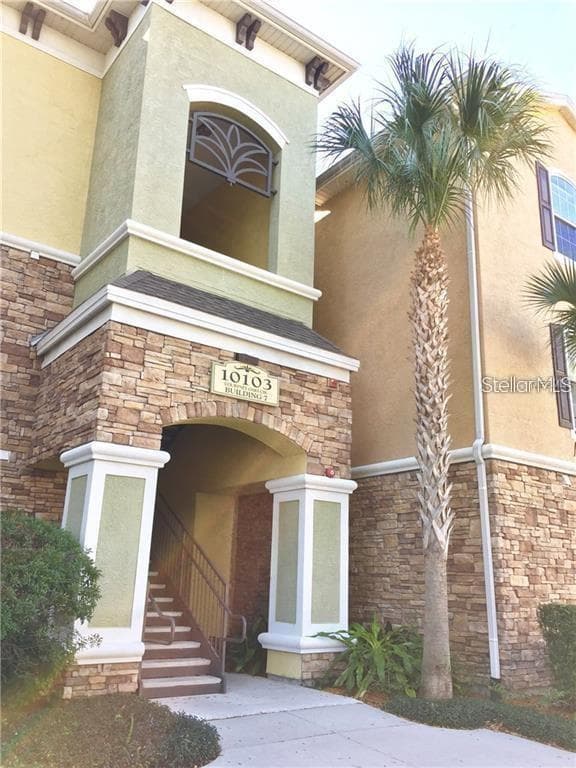10103 COURTNEY PALMS BOULEVARD UNIT 101 TAMPA, FL 33619