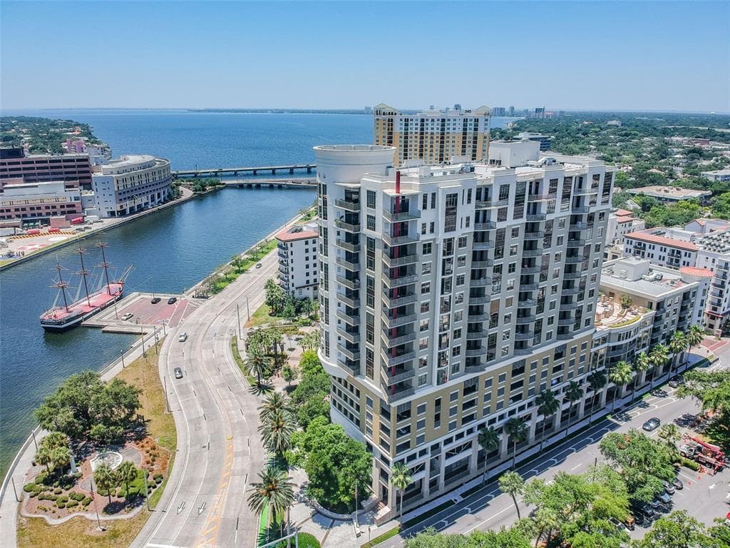 275 BAYSHORE BOULEVARD UNIT 1808 TAMPA, FL 33606