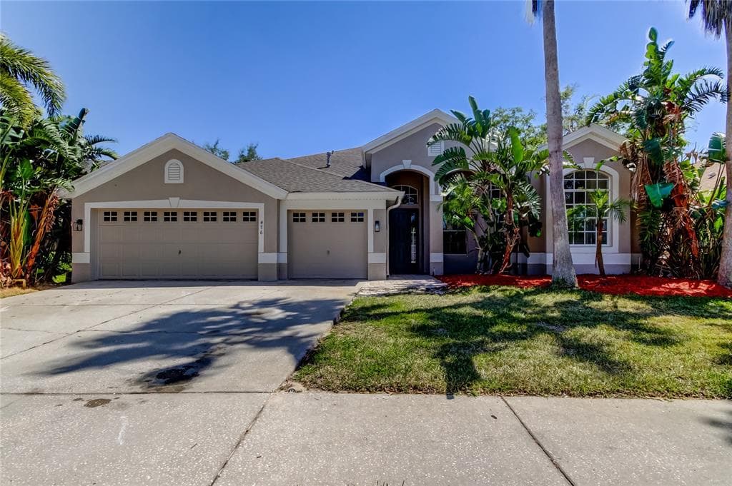476 DENISE STREET TARPON SPRINGS, FL 34689