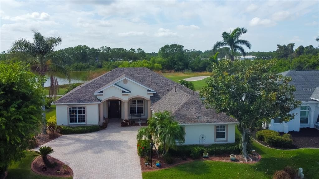 522 PLANTERS MANOR WAY BRADENTON, FL 34212