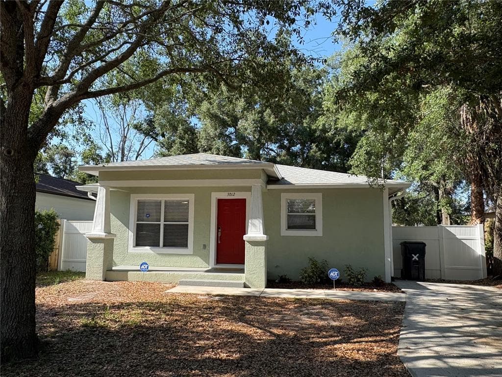 3012 E EMMA STREET