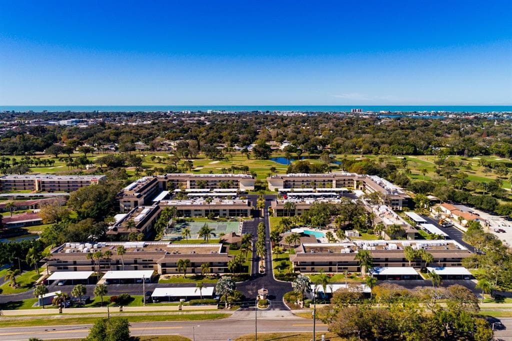 12300 VONN ROAD UNIT 9205 LARGO, FL 33774