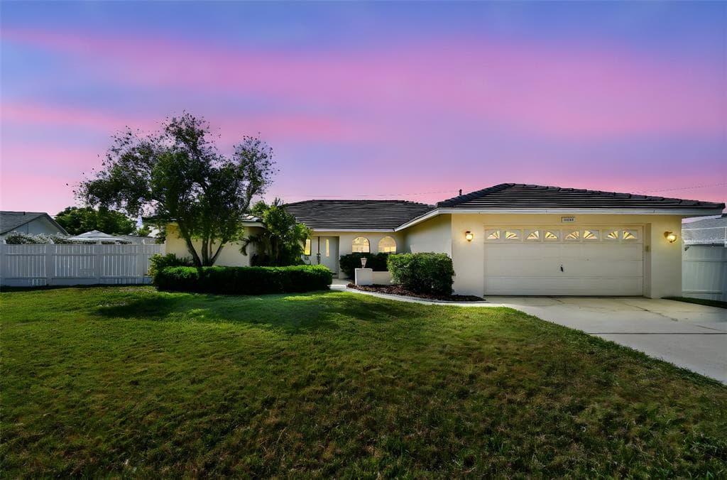 14078 LEEWARD DRIVE SEMINOLE, FL 33776