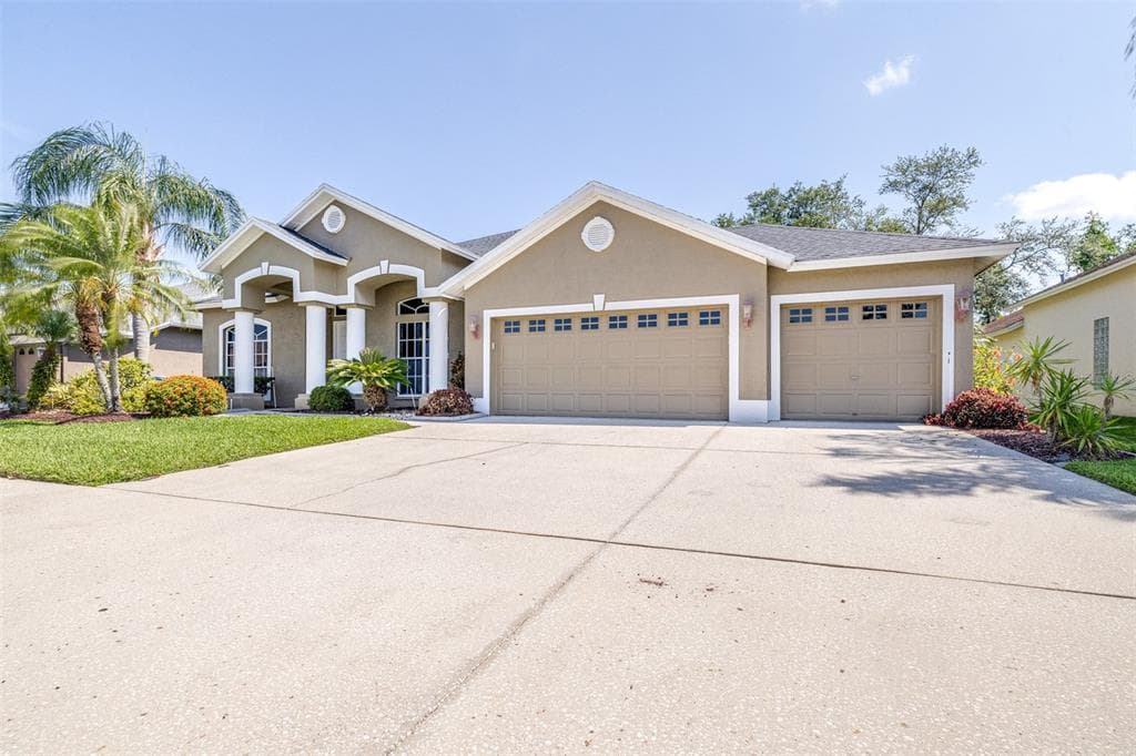 10016 OXFORD CHAPEL DRIVE TAMPA, FL 33647