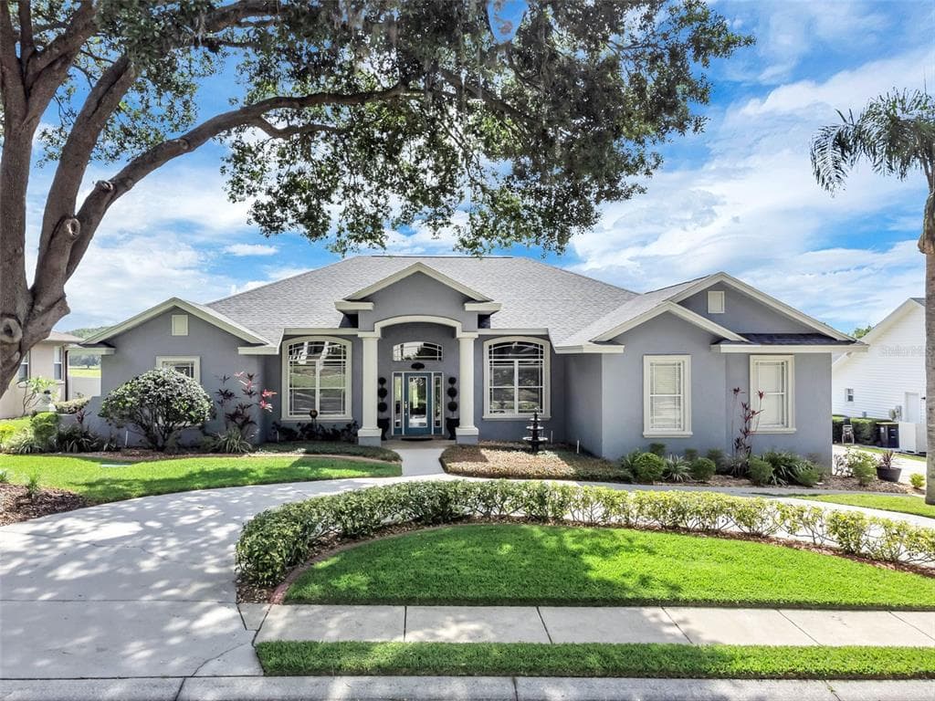 2161 LONGLEAF CIRCLE LAKELAND, FL 33810