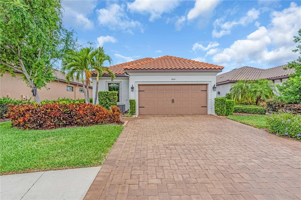4610 ALEXANDRIA COURT