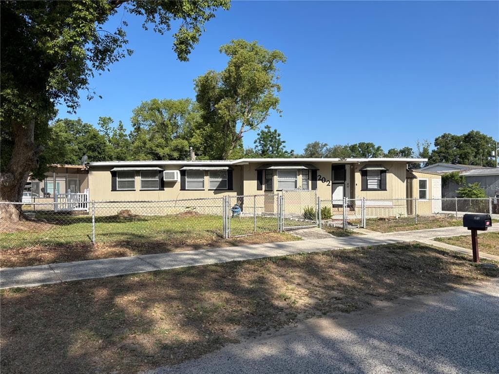 202 MOBILE PLACE