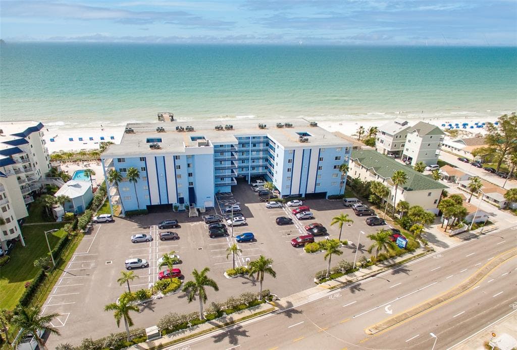 18500 GULF BOULEVARD UNIT 406 INDIAN SHORES, FL 33785