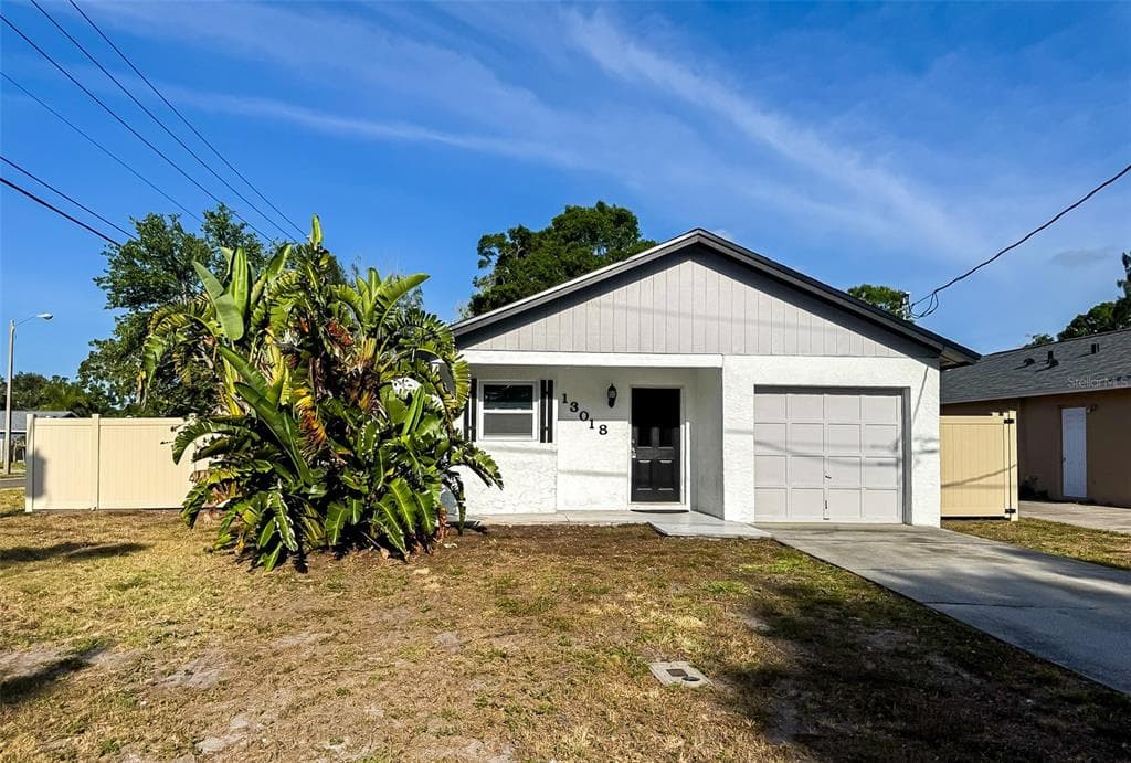 13018 CLAY AVENUE LARGO, FL 33773