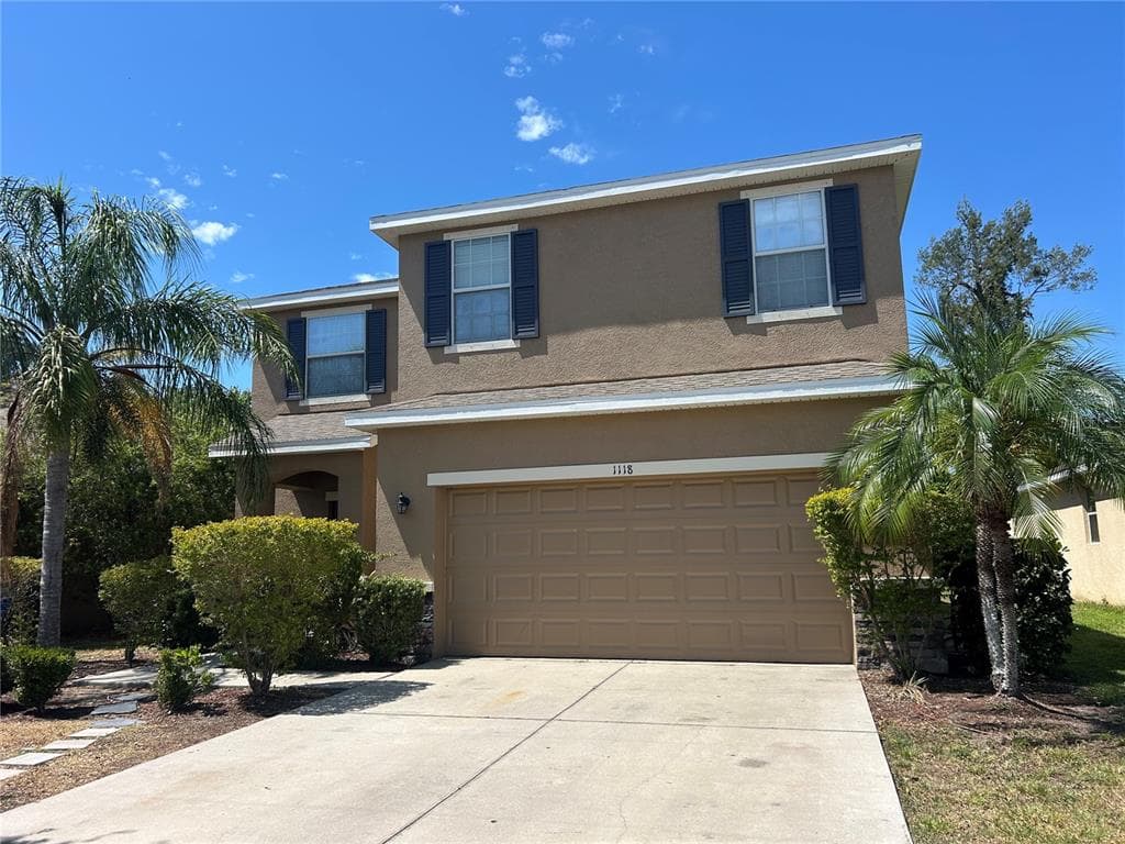 1118 LAUREN MANOR LOOP