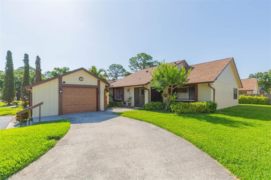 2211 BAY BERRY LANE CLEARWATER, FL 33763