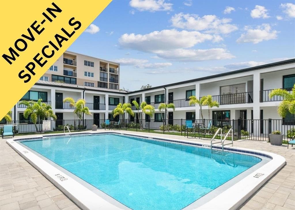 2942 W BAY DRIVE UNIT 8 BELLEAIR BLUFFS, FL 33770