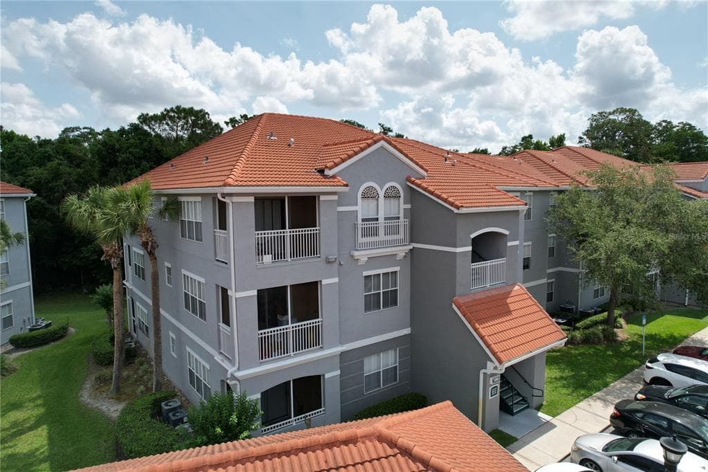 18001 RICHMOND PLACE DRIVE UNIT 330