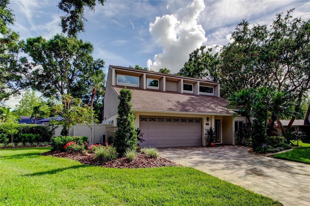 3406 HOLLYHOCK WAY TAMPA, FL 33618
