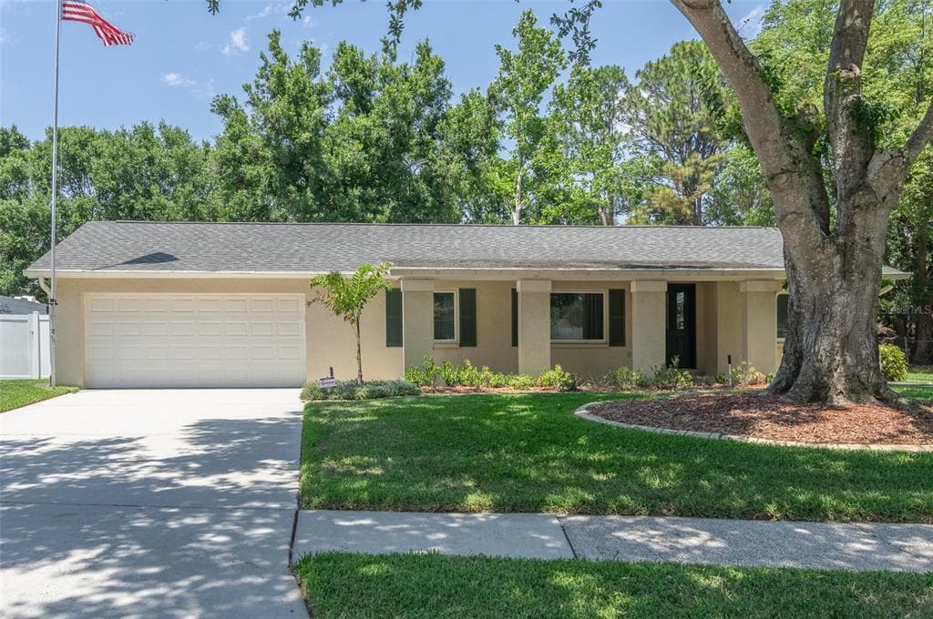 606 BRENTWOOD PLACE