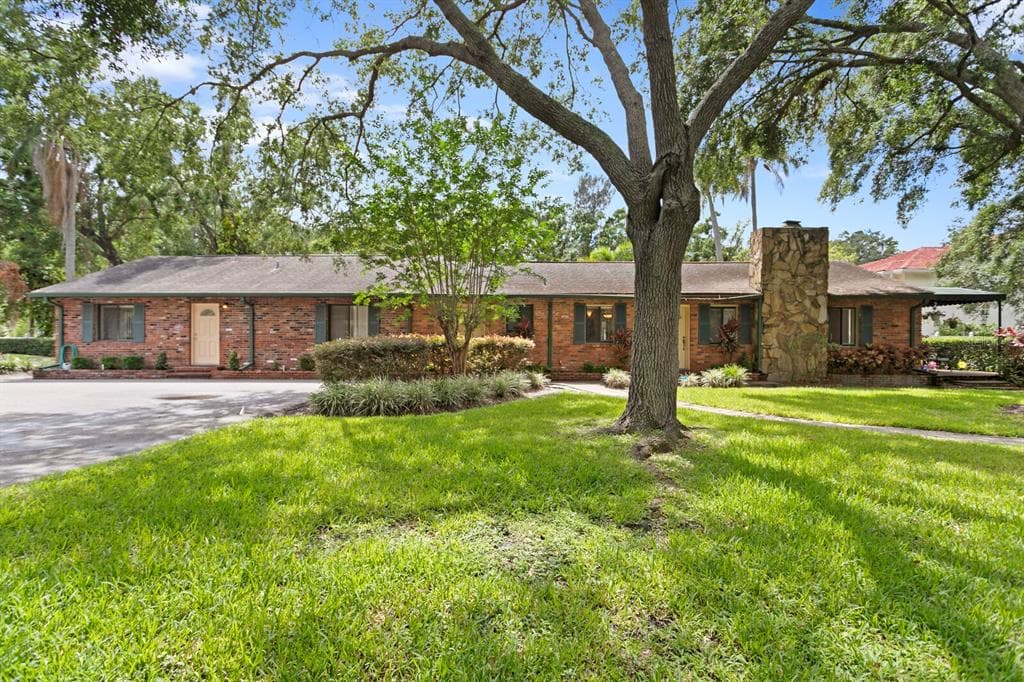 3005 W SLIGH AVENUE TAMPA, FL 33614