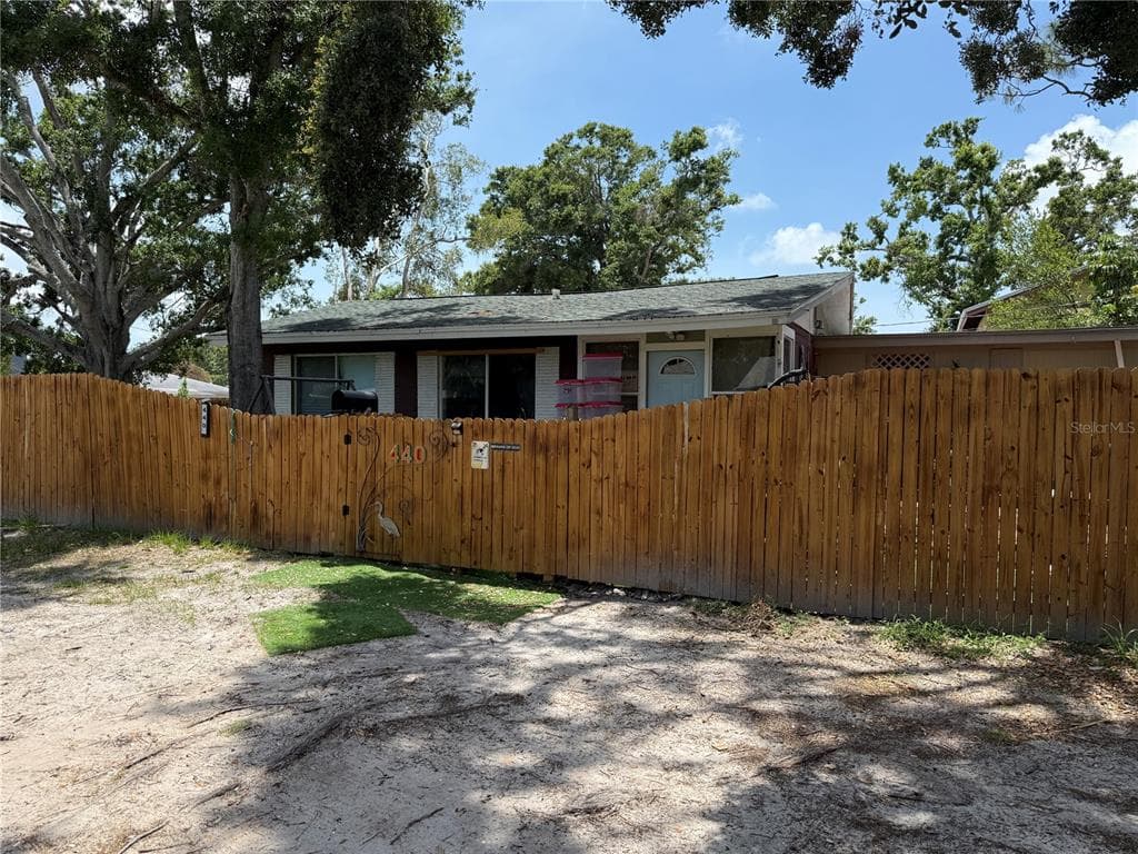 440 53RD STREET N ST PETERSBURG, FL 33710