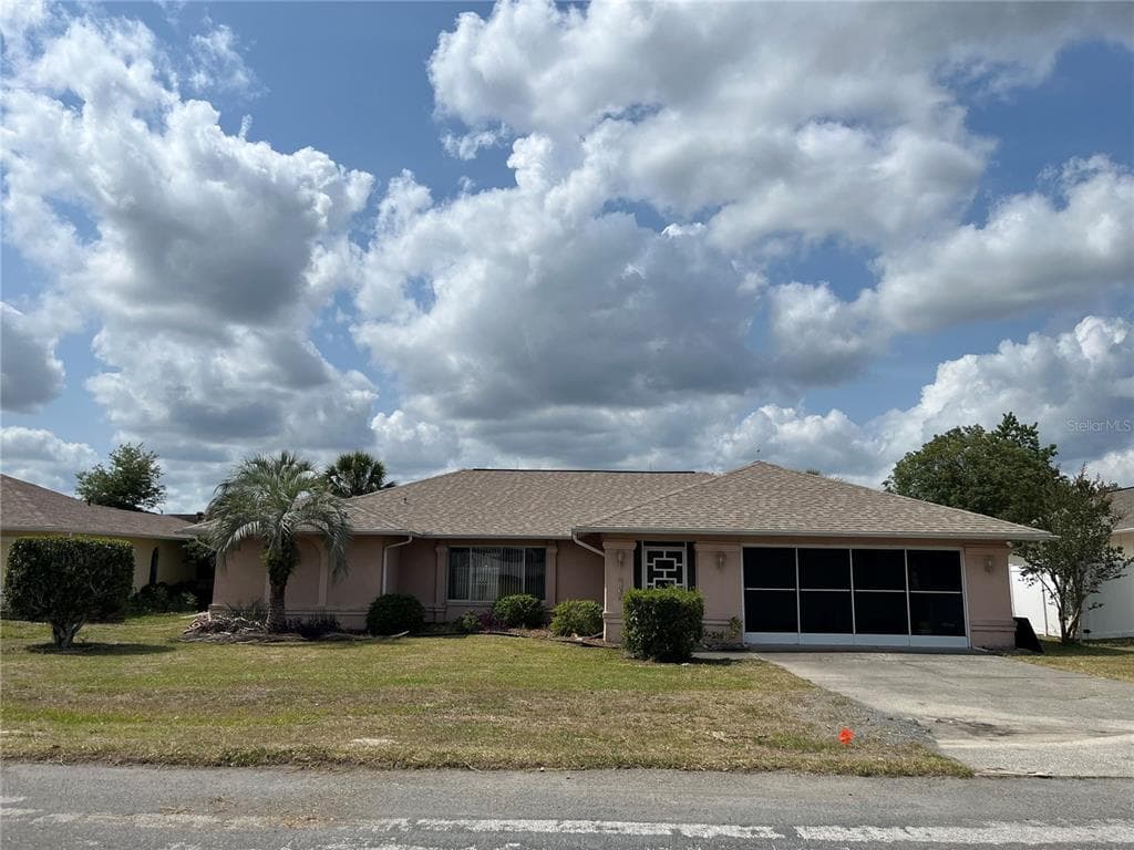 8130 SHALOM DRIVE SPRING HILL, FL 34606