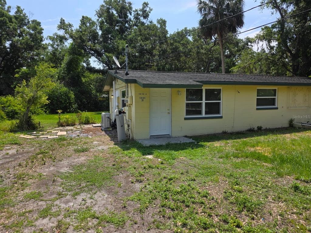 5904 KINGSVIEW LANE RIVERVIEW, FL 33578