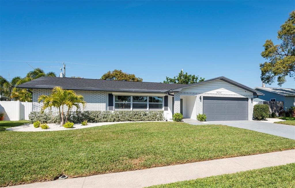 14261 113TH AVENUE LARGO, FL 33774