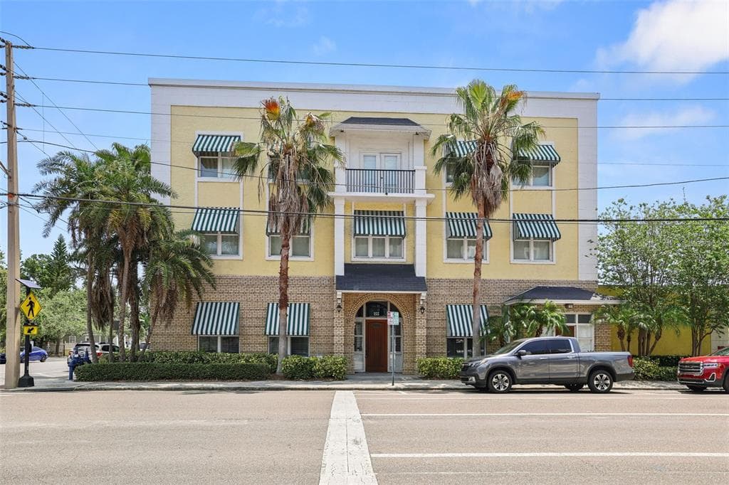 155 8TH STREET N ST PETERSBURG, FL 33701