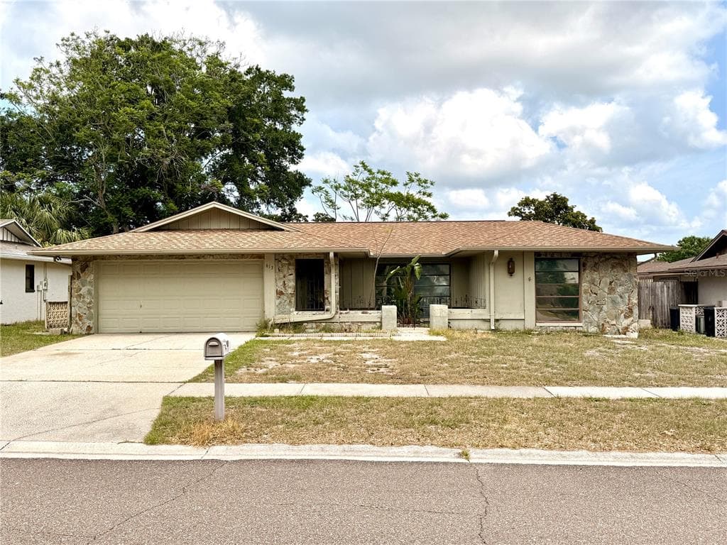 613 SANDY HOLLOW RD TARPON SPRINGS, FL 34689
