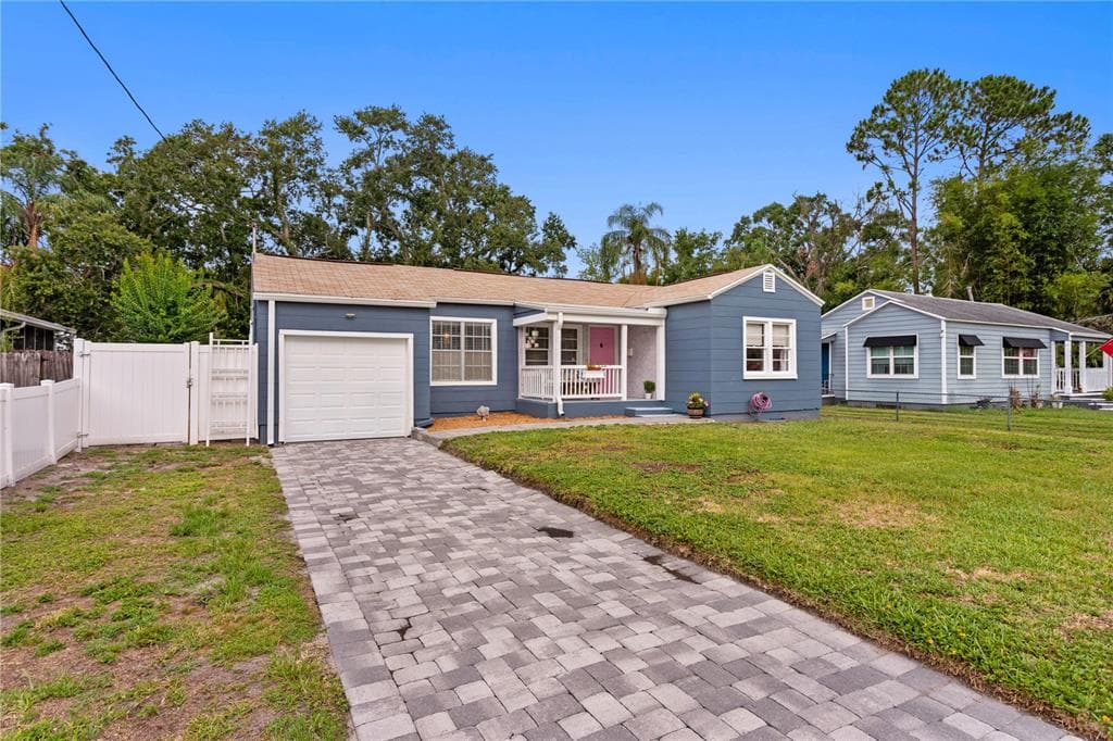4012 N MUNRO STREET TAMPA, FL 33603