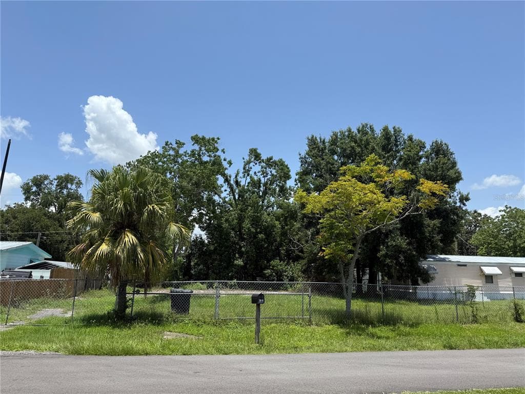 7018 S 51ST AVENUE TAMPA, FL 33619