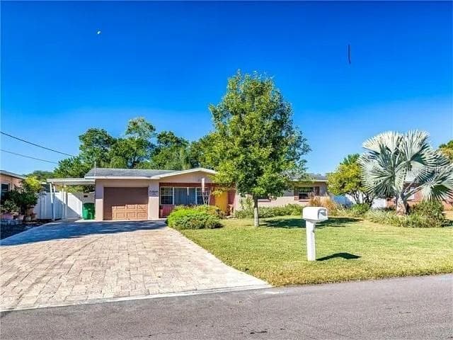 10218 N FLEETWOOD DRIVE TAMPA, FL 33612