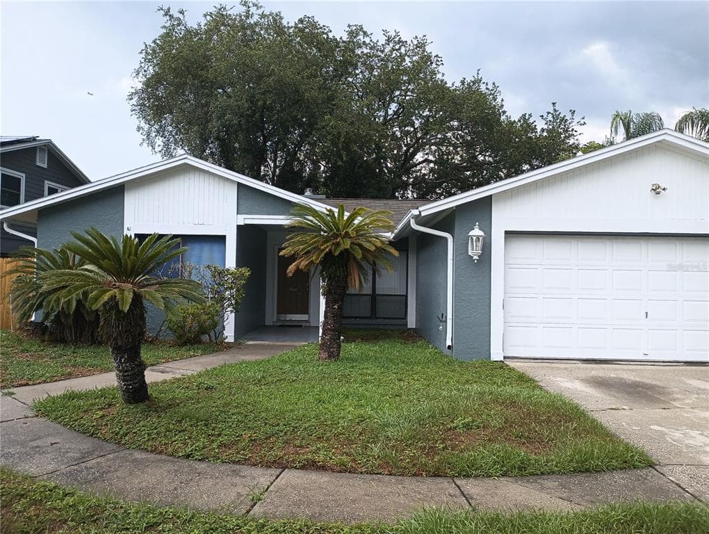 4701 COUNTRY HILLS DRIVE TAMPA, FL 33624