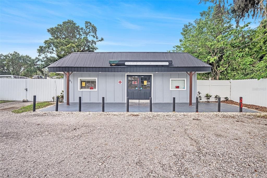 2801 E SR 60 HIGHWAY