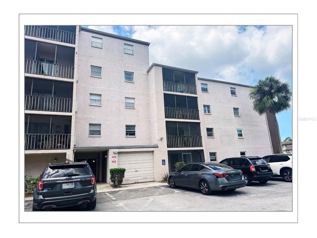 5541 BAY BOULEVARD UNIT 310 PORT RICHEY, FL 34668