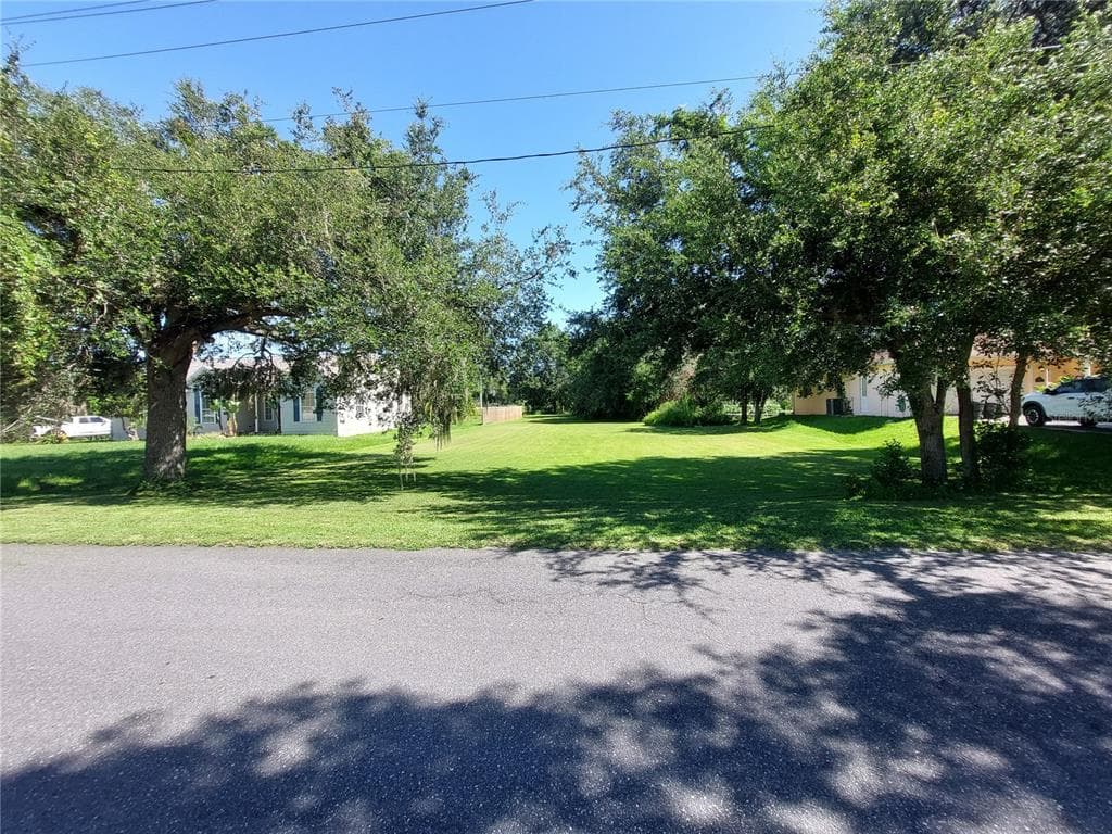 WALDO DADE CITY, FL 33525