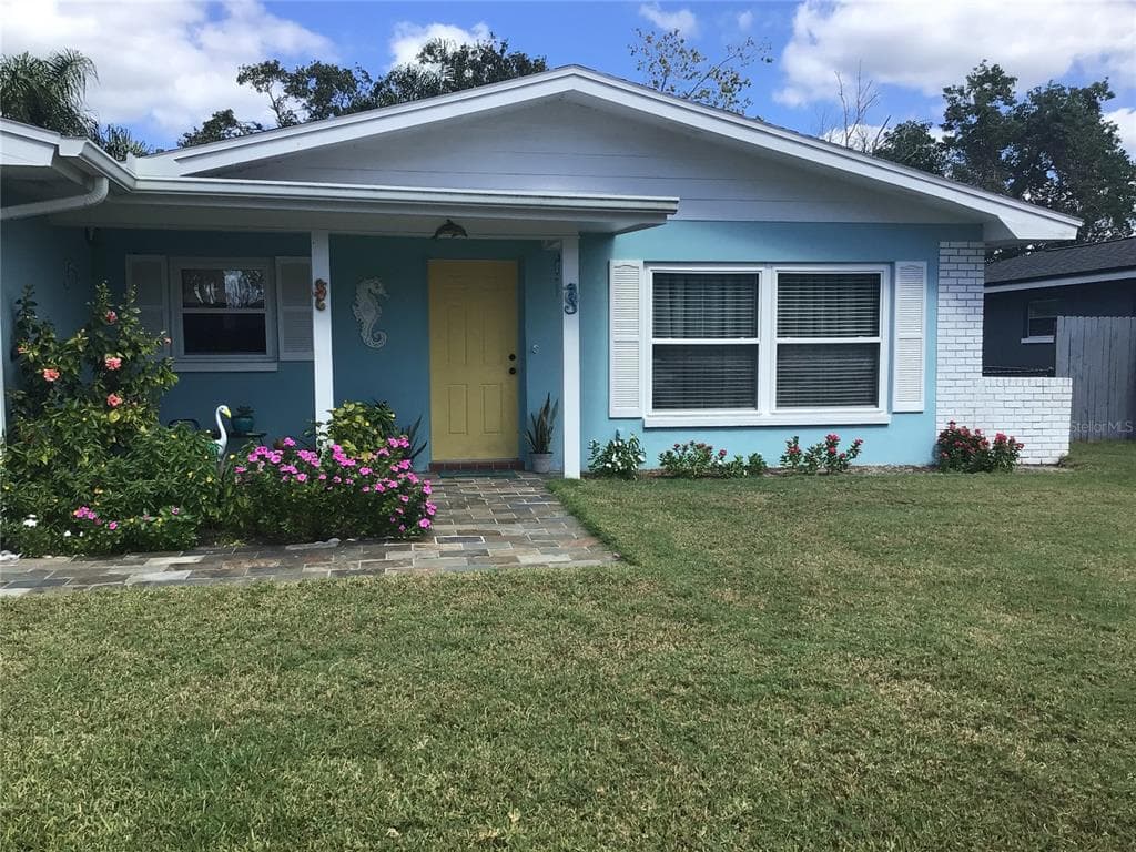 1814 DRIFTWOOD CIRCLE S