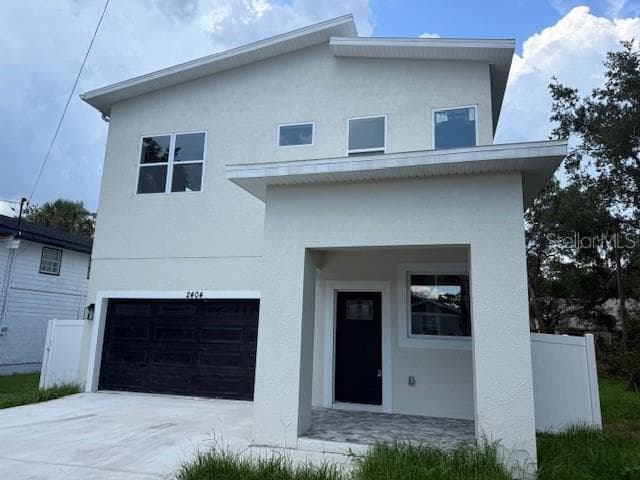 2404 CASSELL STREET TAMPA, FL 33605
