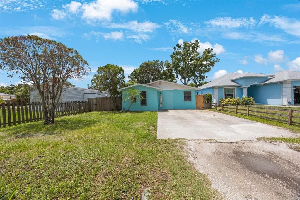 6704 70TH AVENUE N PINELLAS PARK, FL 33781