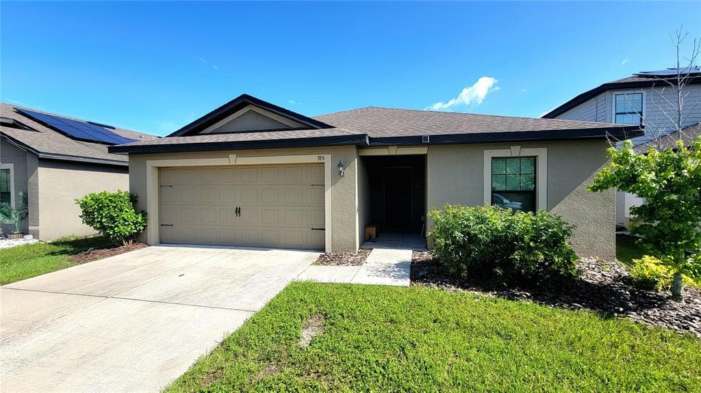 915 CULBREATH GREEN COURT RUSKIN, FL 33570