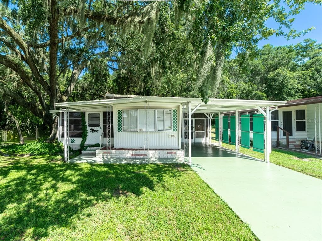 3753 MULLER DRIVE ZEPHYRHILLS, FL 33540