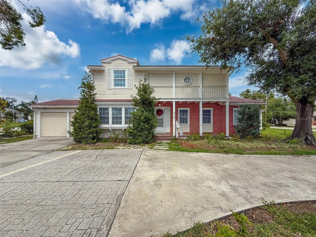 425 49TH STREET N ST PETERSBURG, FL 33710