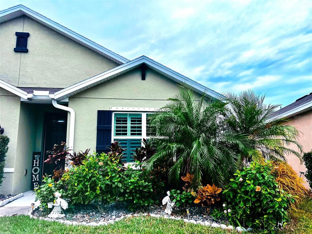 16405 TREASURE POINT DRIVE WIMAUMA, FL 33598