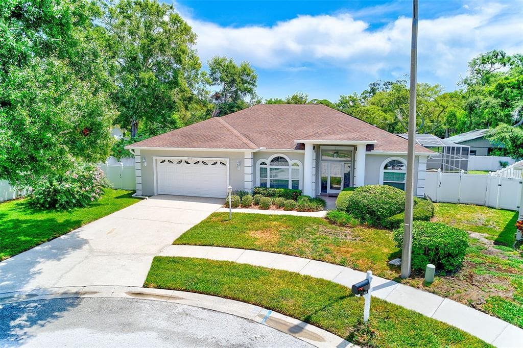 13510 OAK RUN COURT SEMINOLE, FL 33776