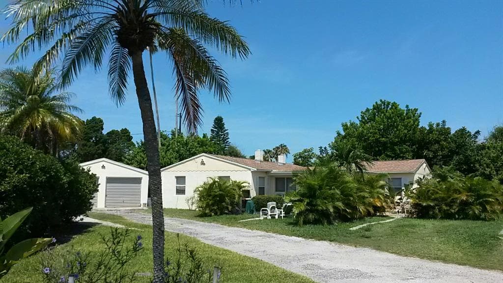 14200 E PARSLEY DRIVE MADEIRA BEACH, FL 33708