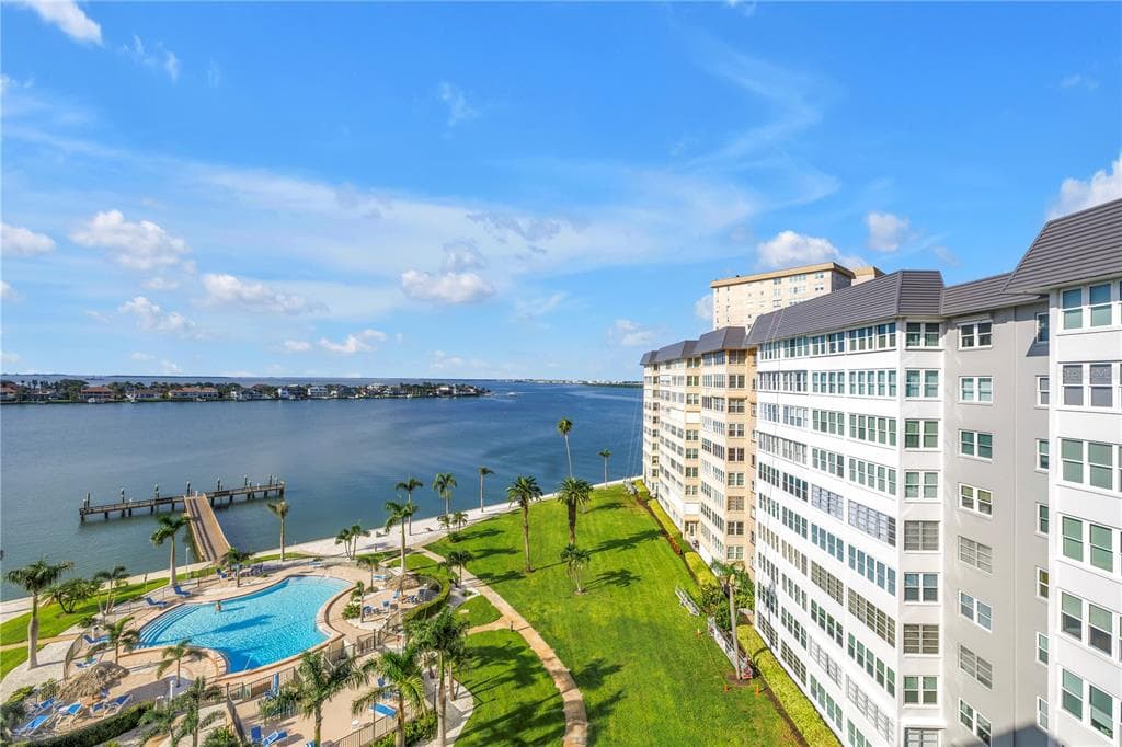 5108 BRITTANY DRIVE S UNIT 908 ST PETERSBURG, FL 33715